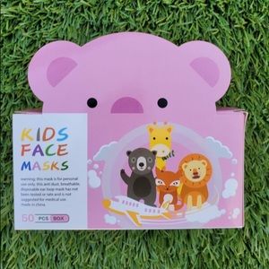 Kid’s 50-Piece Disposable Face Mask
Pink